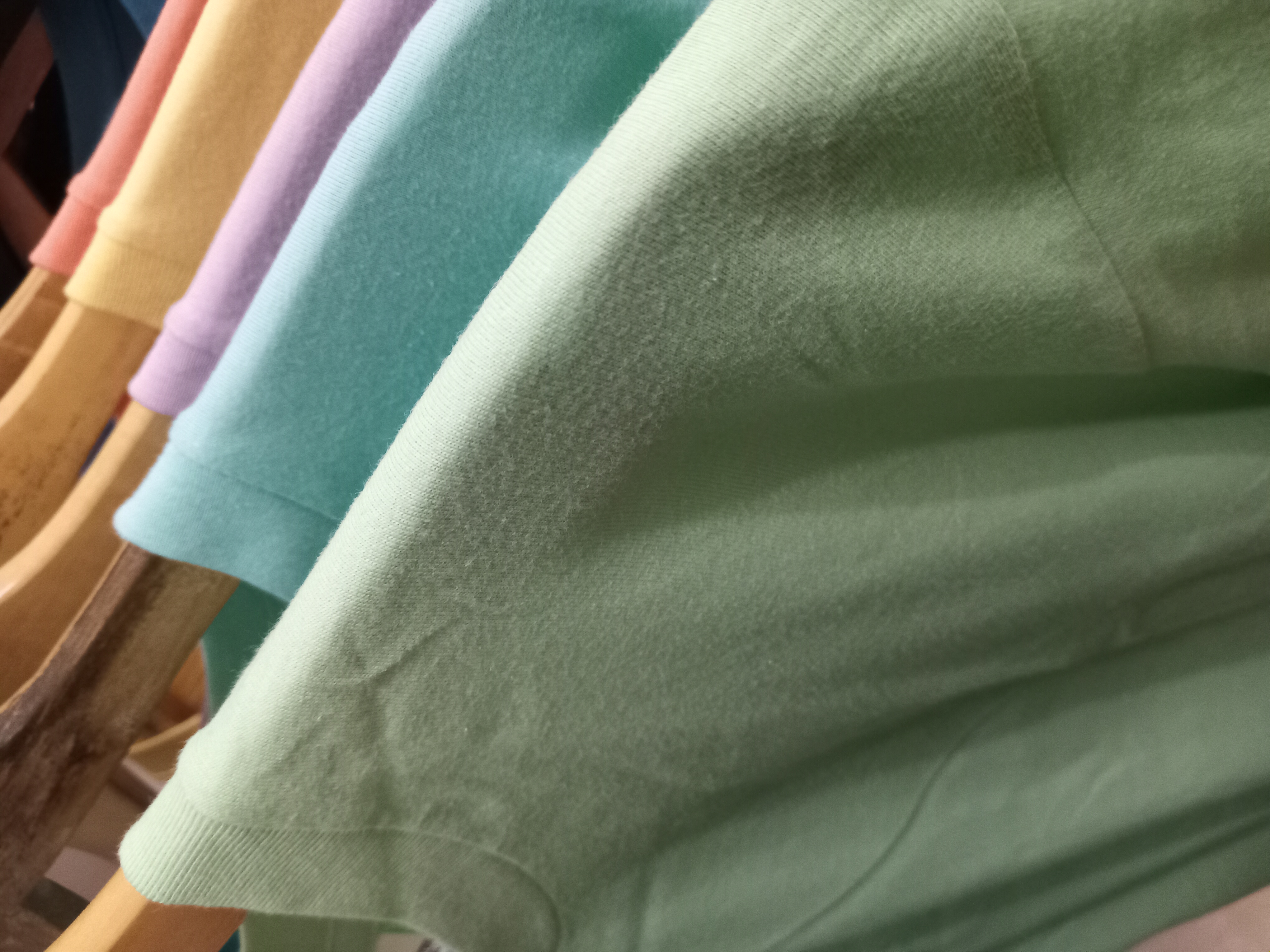 Kemudahan Berbelanja Di Toko Kaos Polos Jakarta Selatan