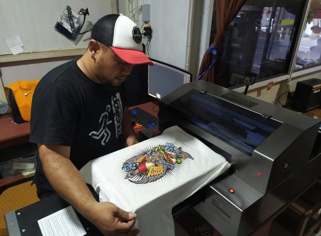 Perbedaan Teknik Sablon DTG dan DTF